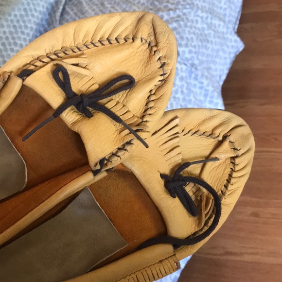 Yellow Marcussen’s - Picture 2 of 8